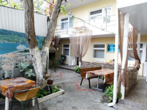 Biruza Hotel